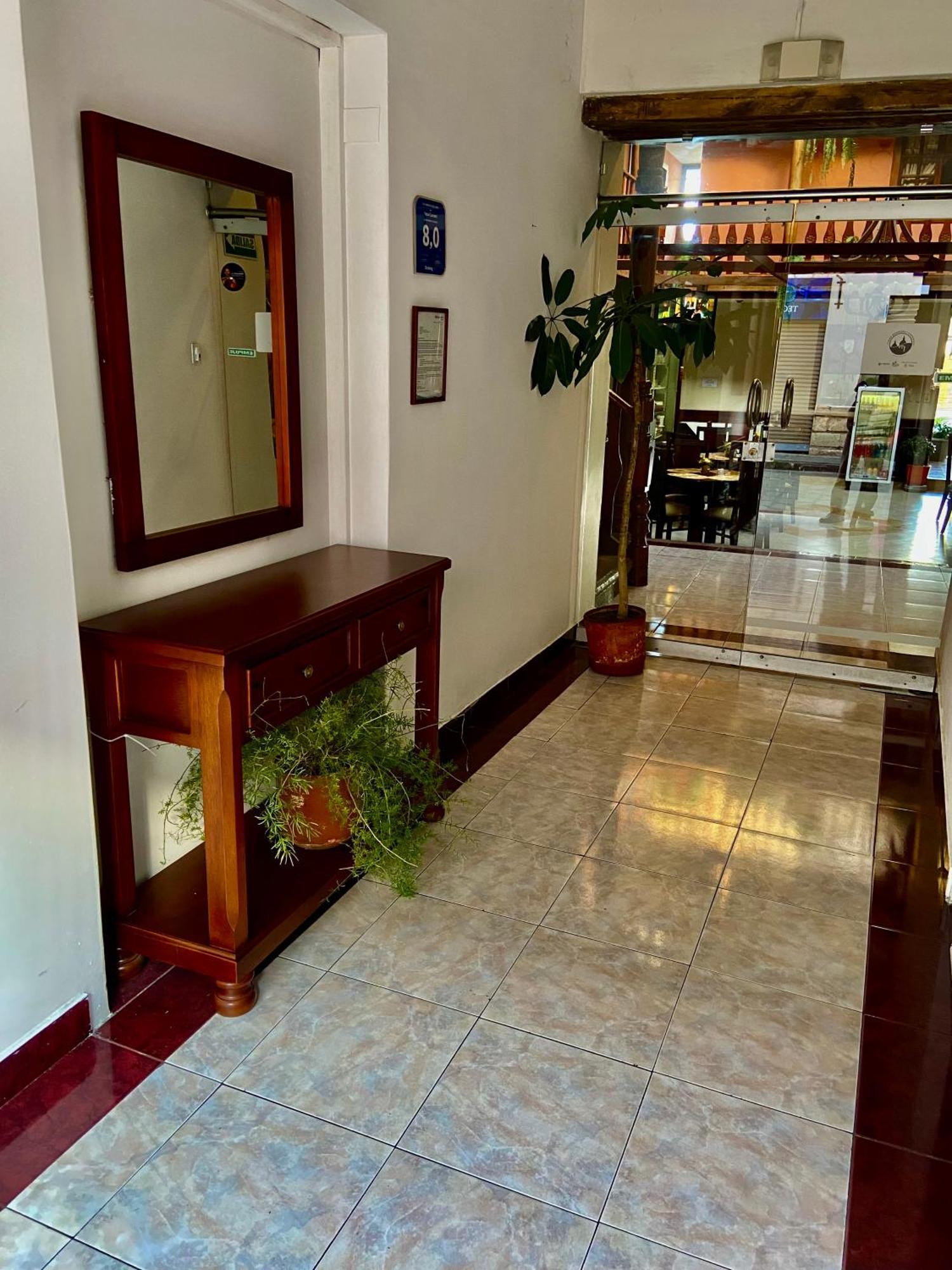 Hotel Coronel Cuenca Exterior photo